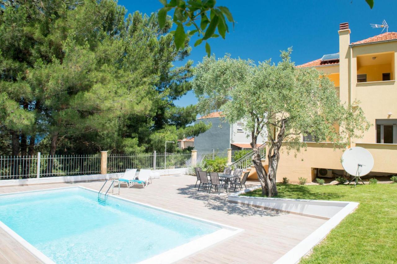 Louloudis Pool Villa Skala Rachoni  المظهر الخارجي الصورة