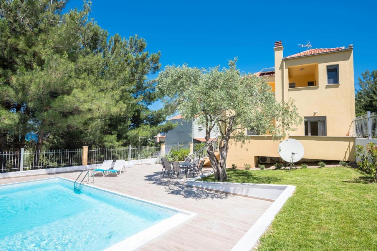 Louloudis Pool Villa Skala Rachoni  المظهر الخارجي الصورة
