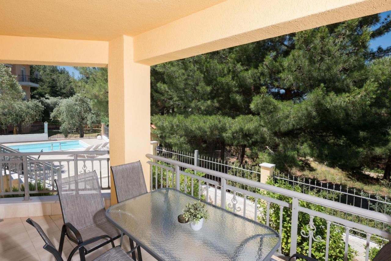 Louloudis Pool Villa Skala Rachoni  المظهر الخارجي الصورة