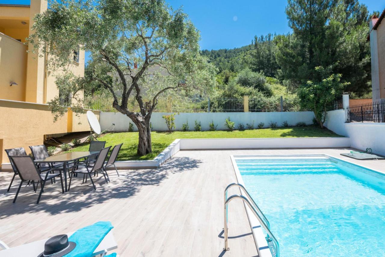 Louloudis Pool Villa Skala Rachoni  المظهر الخارجي الصورة