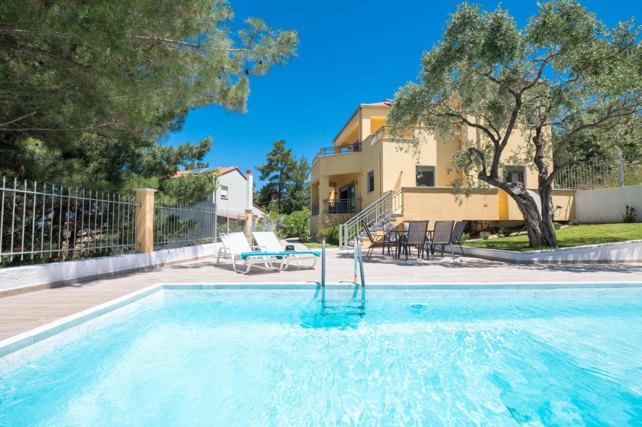 Louloudis Pool Villa Skala Rachoni  المظهر الخارجي الصورة